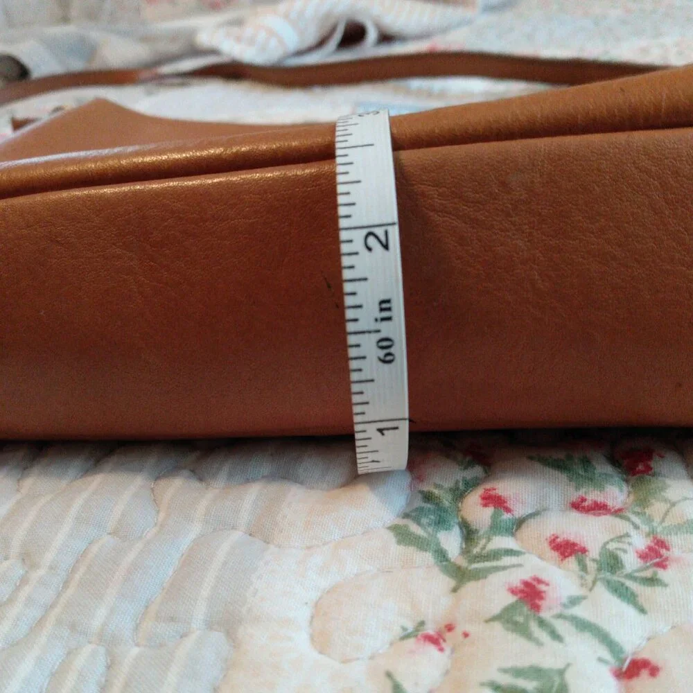 Vintage, genuine leather, fossil bag, in excellent condition 12x8x2 - Picture 2 of 16